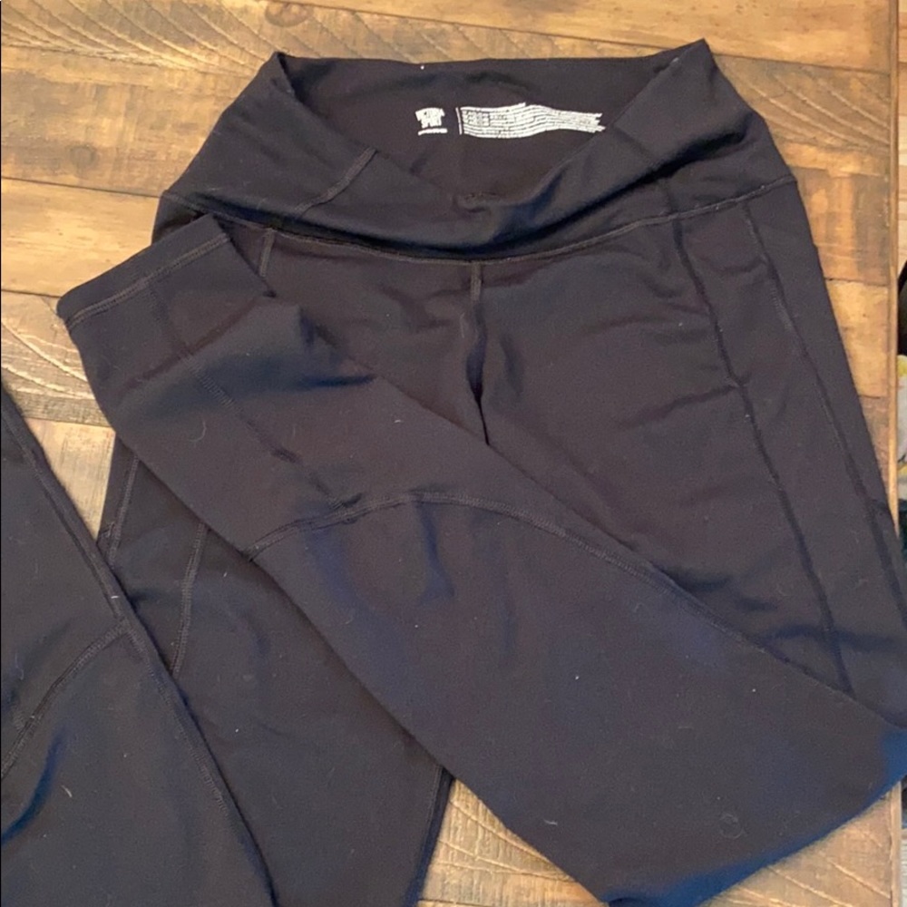 Knockout by Victoria Secret stretch leggings